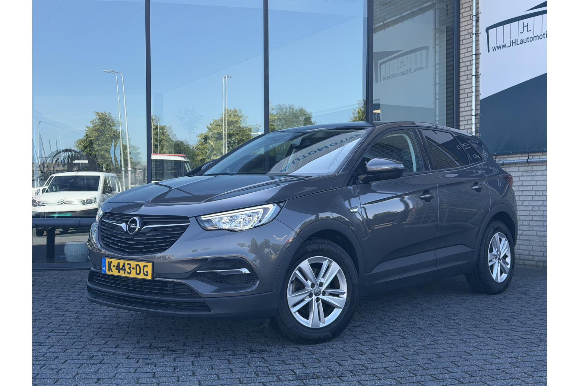 Opel Grandland X 1.2 Turbo Business*ACC*CRUISE*NAVI*HAAK*CARPLAY*
